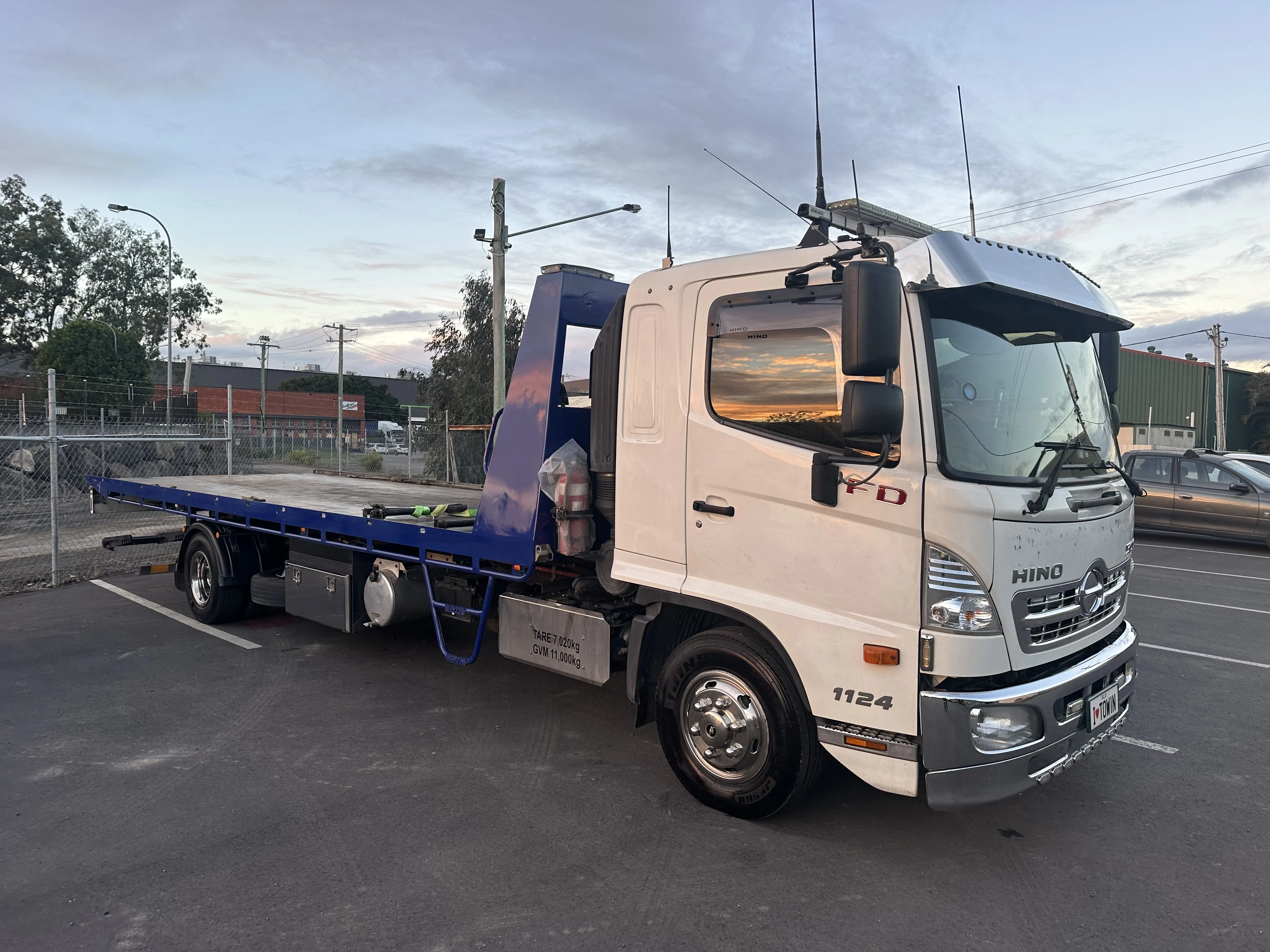 Professional Long Distance Towing Service